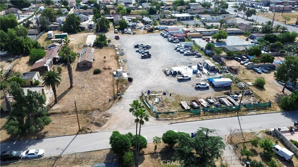 4118 Vernon Jurupa Valley, CA 92509