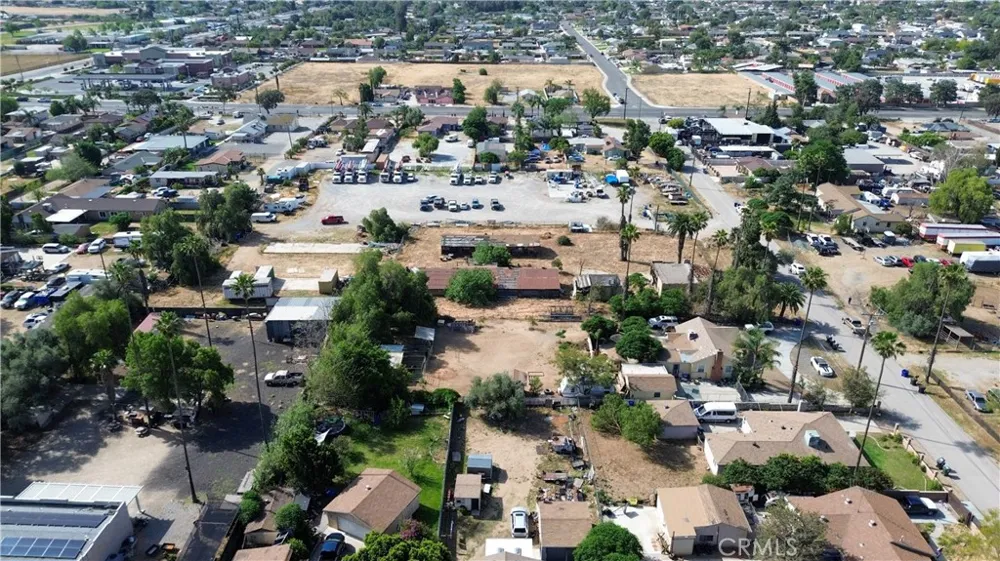 4118 Vernon Jurupa Valley, CA 92509