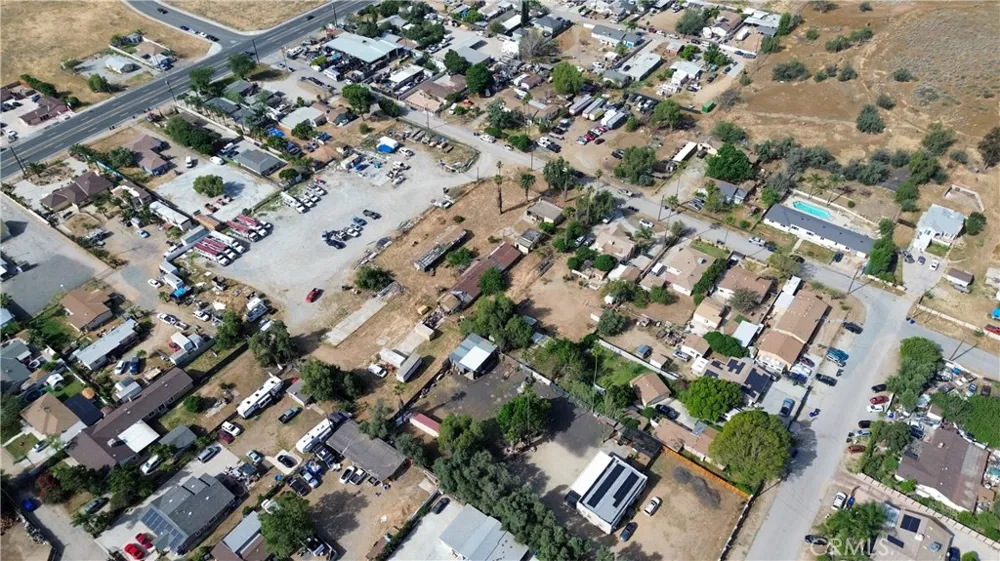 4118 Vernon Jurupa Valley, CA 92509