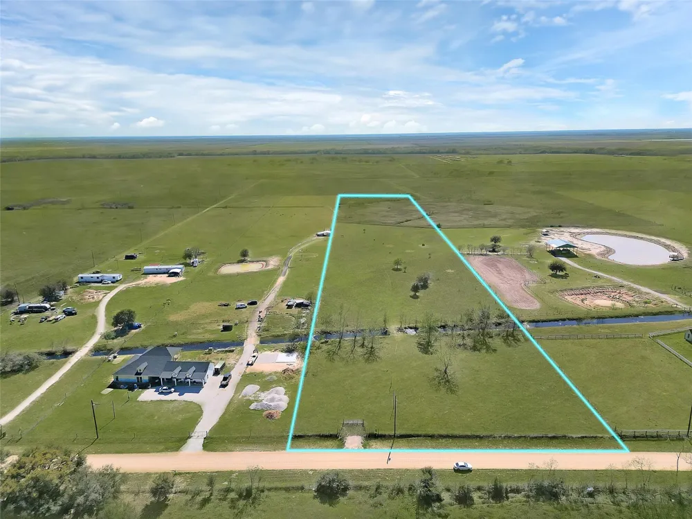 9309 Cr 264 Road East Bernard, TX 77435