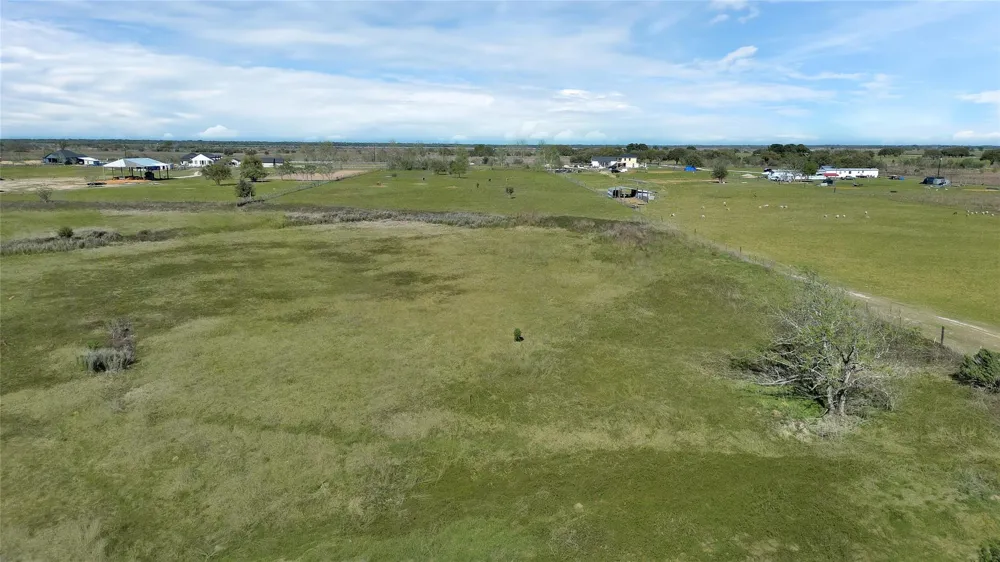 9309 Cr 264 Road East Bernard, TX 77435