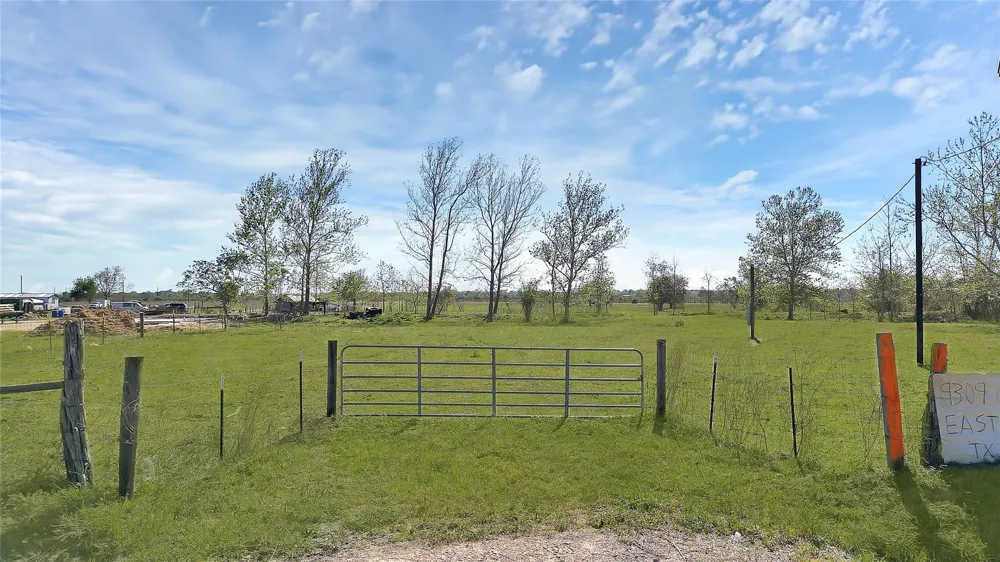 9309 Cr 264 Road East Bernard, TX 77435