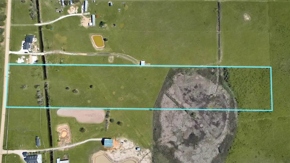 9309 Cr 264 Road East Bernard, TX 77435