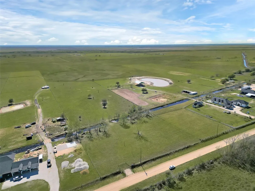 9309 Cr 264 Road East Bernard, TX 77435