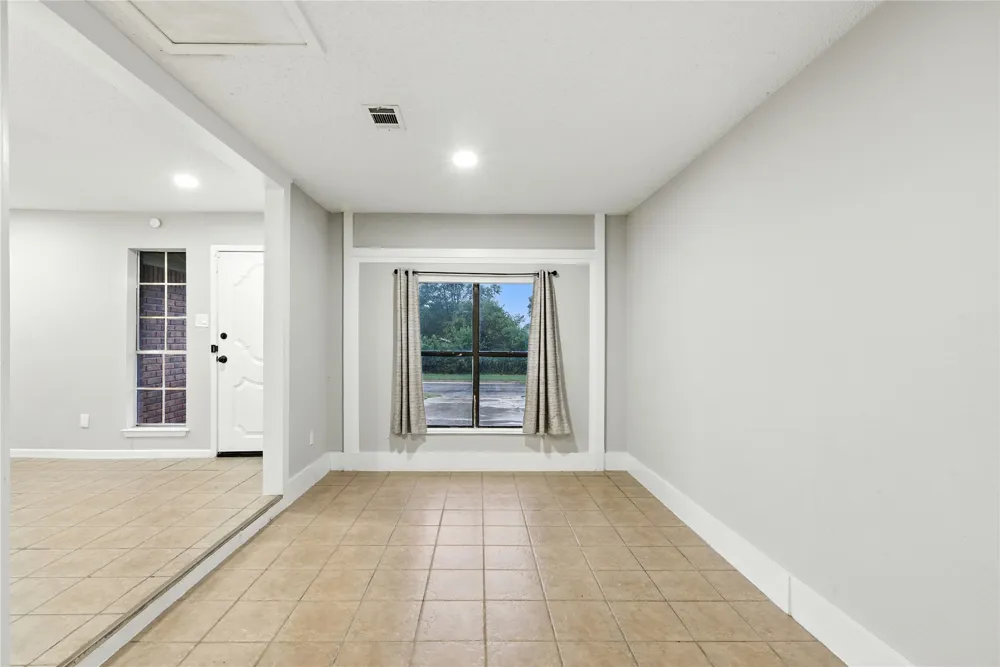 4103 Koala Drive Killeen, TX 76543