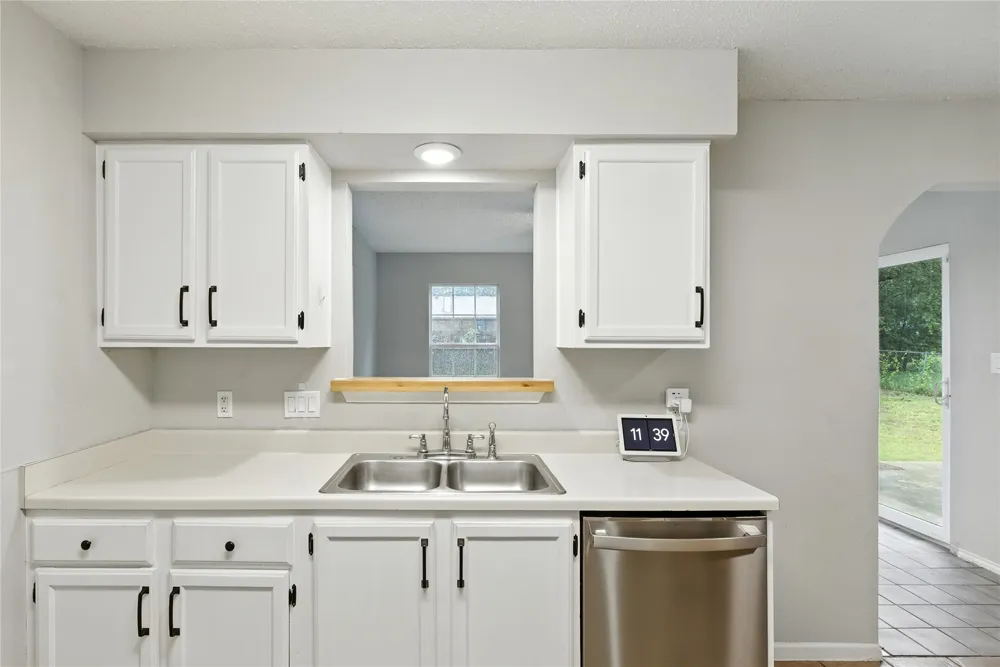 4103 Koala Drive Killeen, TX 76543