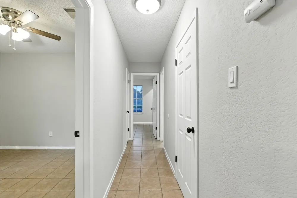 4103 Koala Drive Killeen, TX 76543