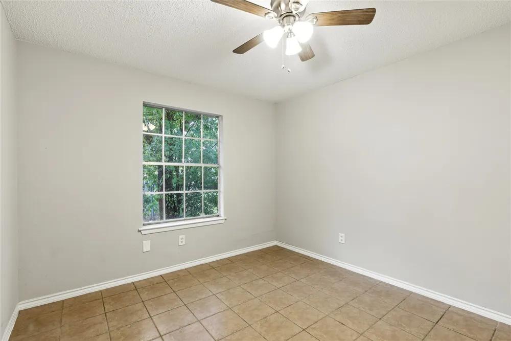 4103 Koala Drive Killeen, TX 76543