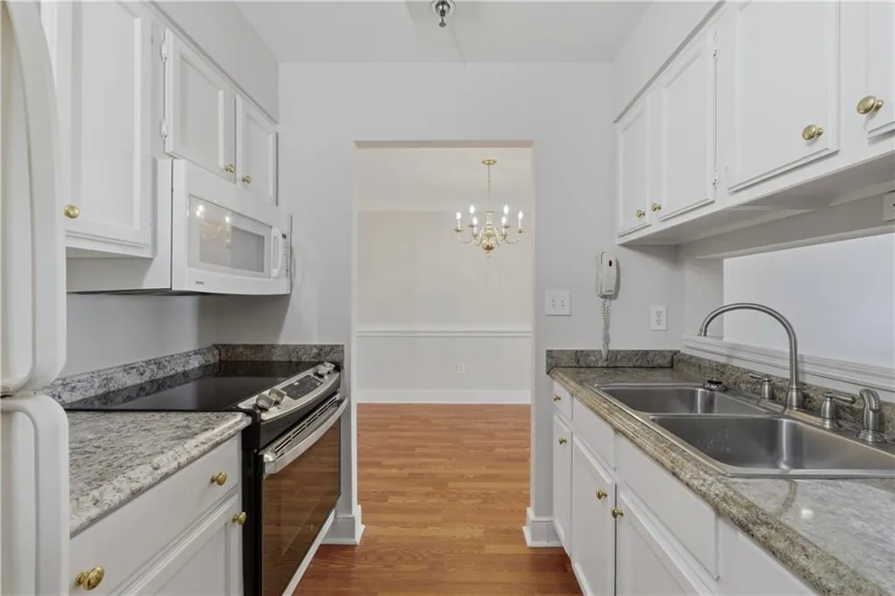 300 Johnson Ferry Road #B915 Sandy Springs, GA 30328