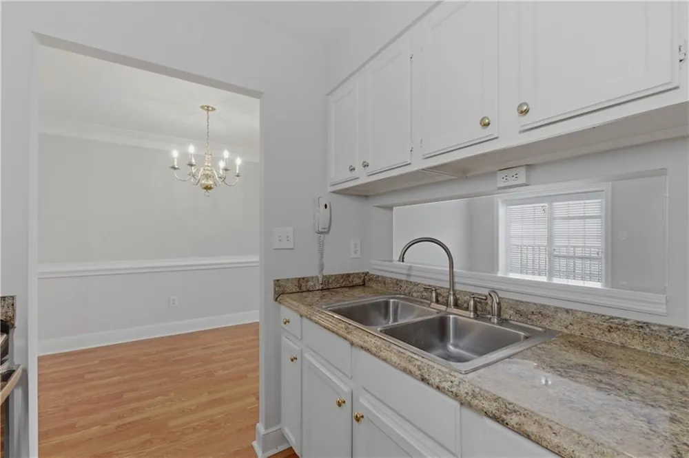 300 Johnson Ferry Road #B915 Sandy Springs, GA 30328