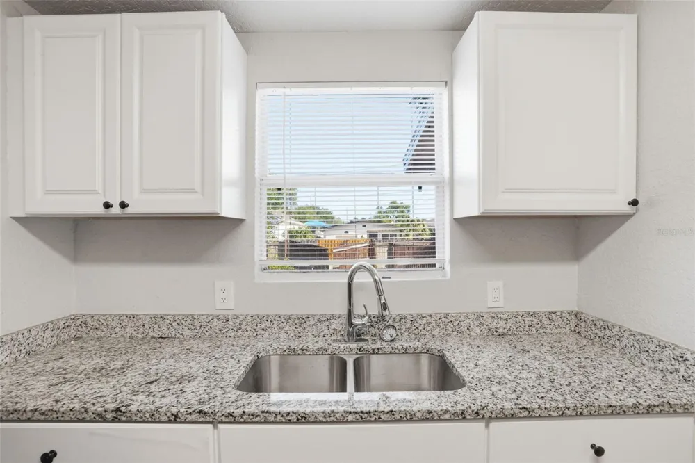 2717 13TH AVENUE S St Petersburg, FL 33712