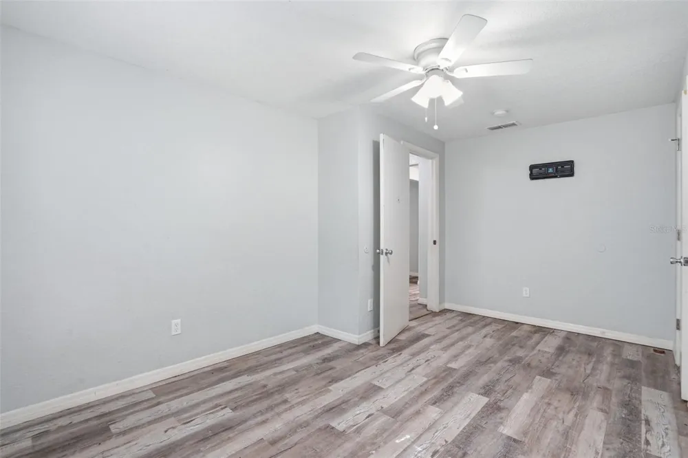 2717 13TH AVENUE S St Petersburg, FL 33712