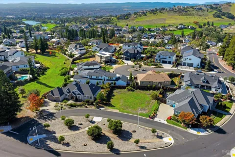 3639 Turnberry Circle