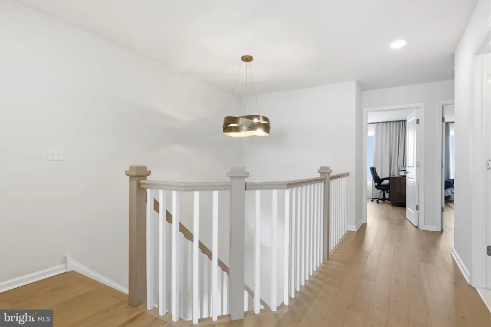 12 SPRING MILL ROAD Ivyland, PA 18974