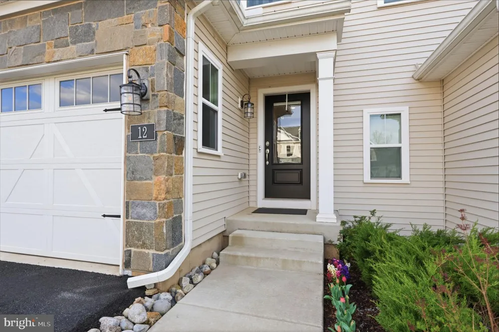 12 SPRING MILL ROAD Ivyland, PA 18974