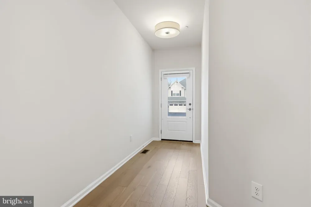 12 SPRING MILL ROAD Ivyland, PA 18974