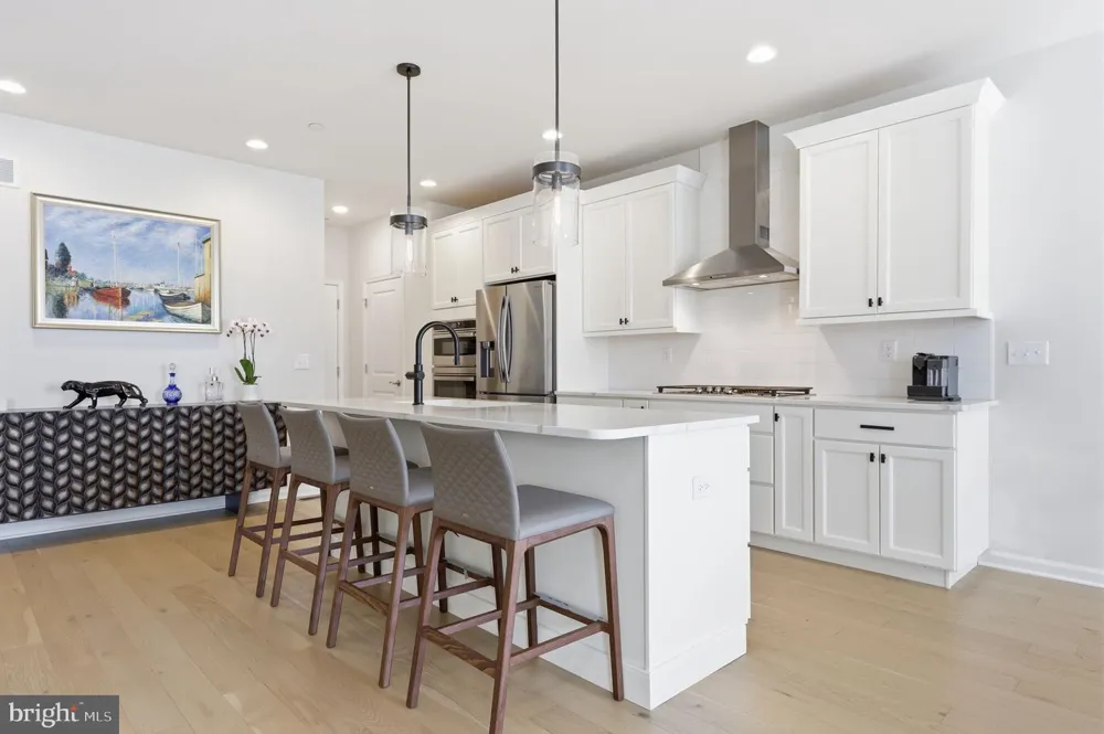 12 SPRING MILL ROAD Ivyland, PA 18974