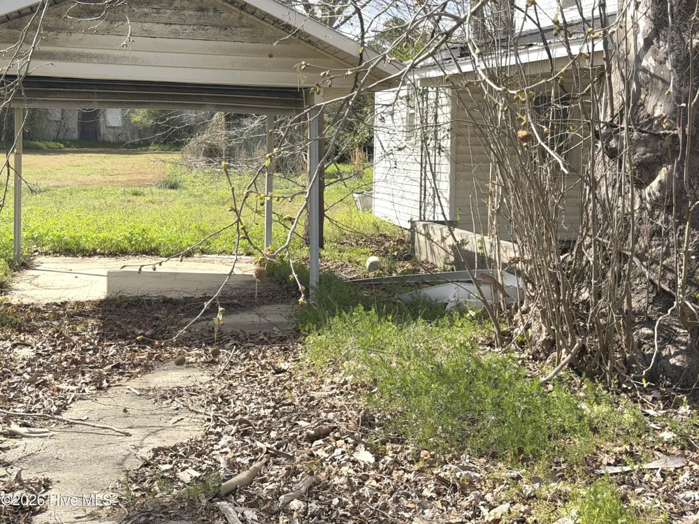 110 Hudson Street Pollocksville, NC 28573