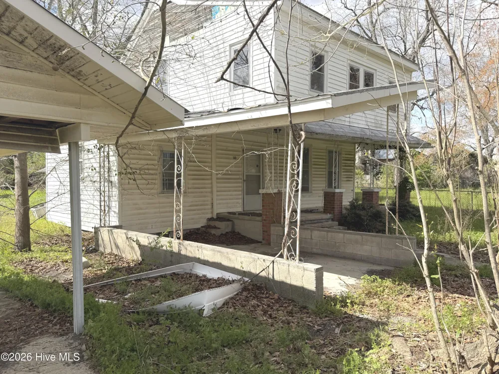 110 Hudson Street Pollocksville, NC 28573