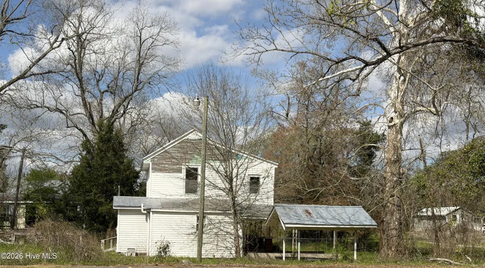 110 Hudson Street Pollocksville, NC 28573