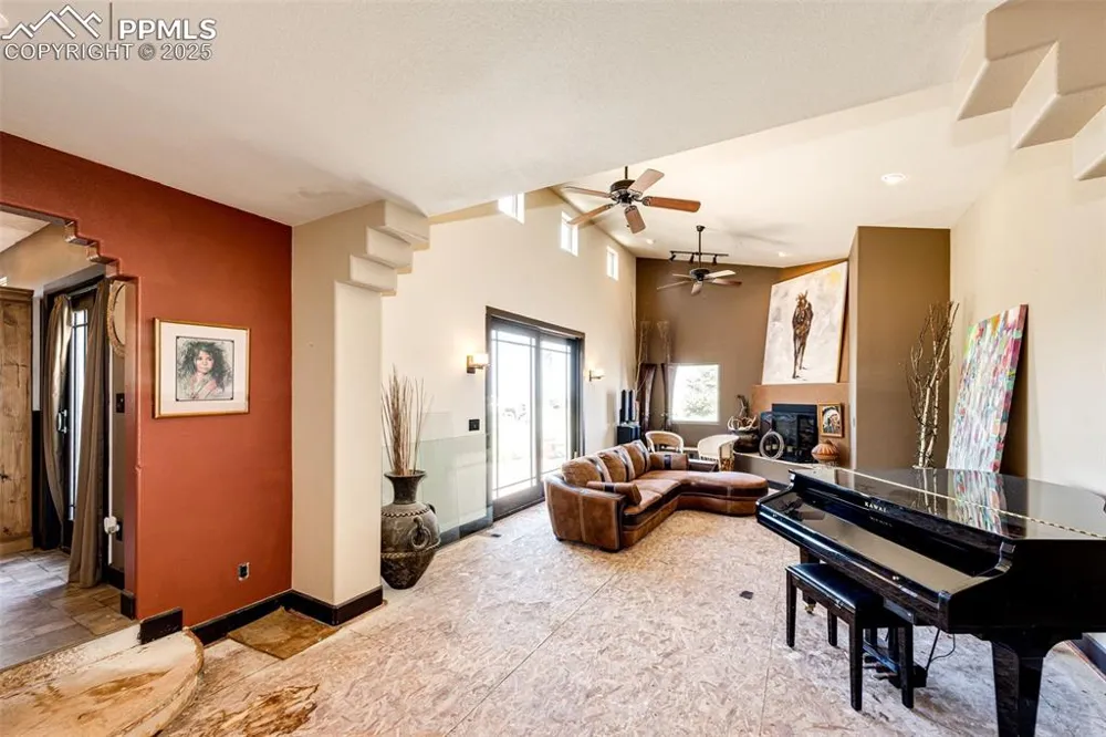 22903 County Road 15-21 Elbert, CO 80106