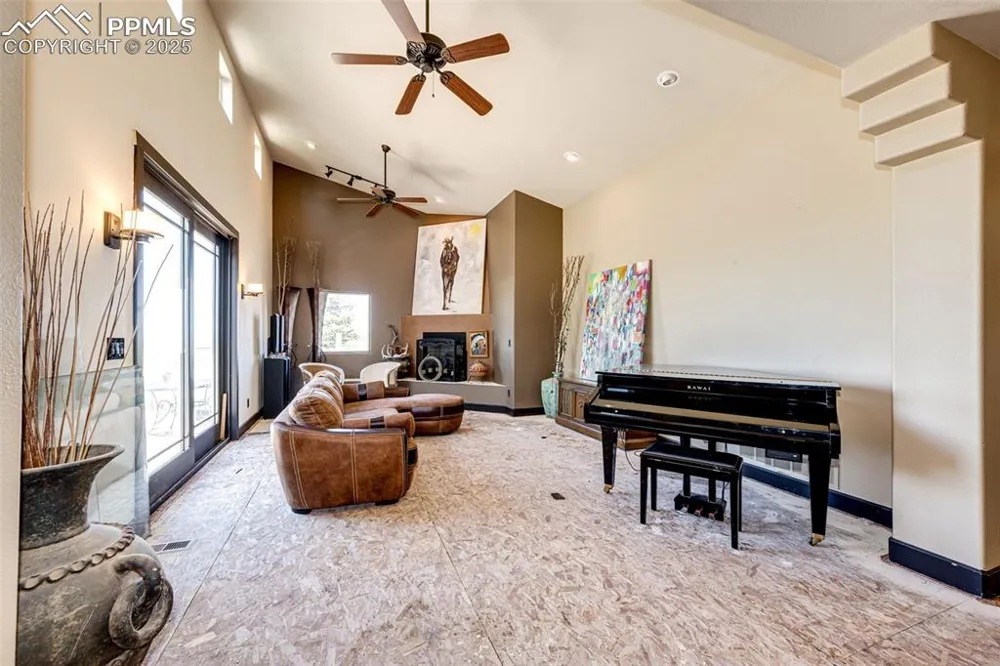 22903 County Road 15-21 Elbert, CO 80106