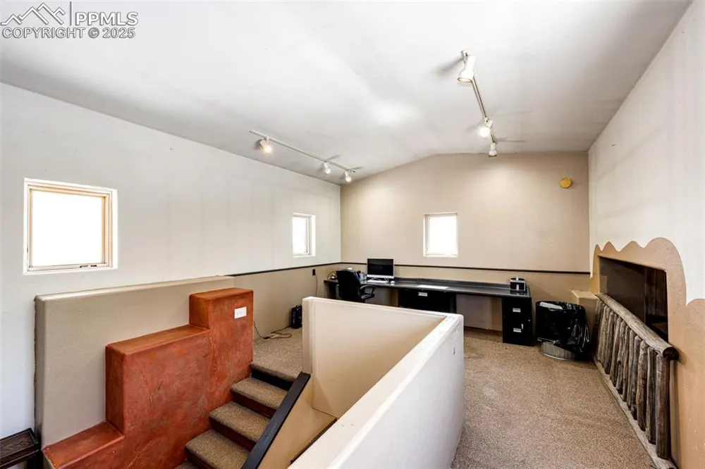 22903 County Road 15-21 Elbert, CO 80106