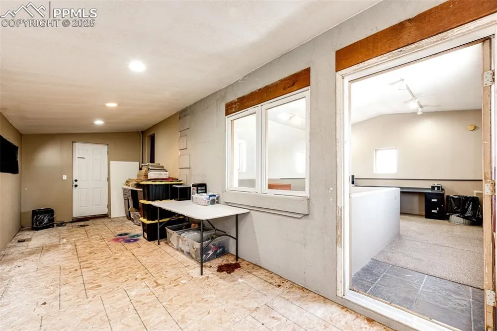 22903 County Road 15-21 Elbert, CO 80106