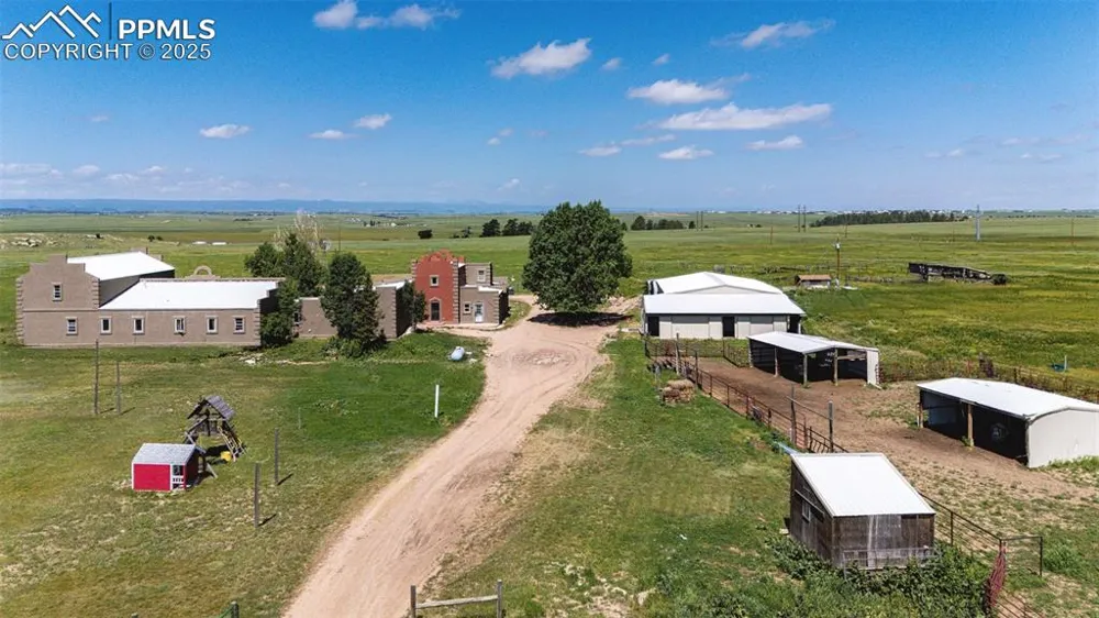 22903 County Road 15-21 Elbert, CO 80106