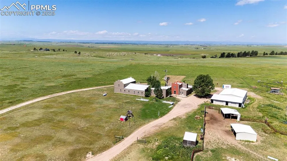 22903 County Road 15-21 Elbert, CO 80106
