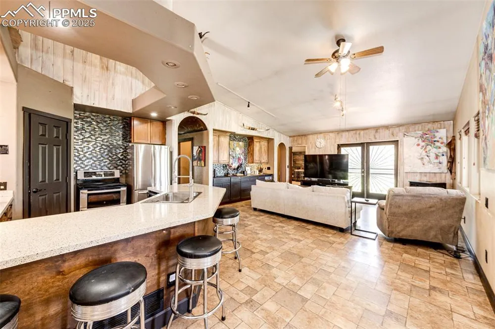 22903 County Road 15-21 Elbert, CO 80106
