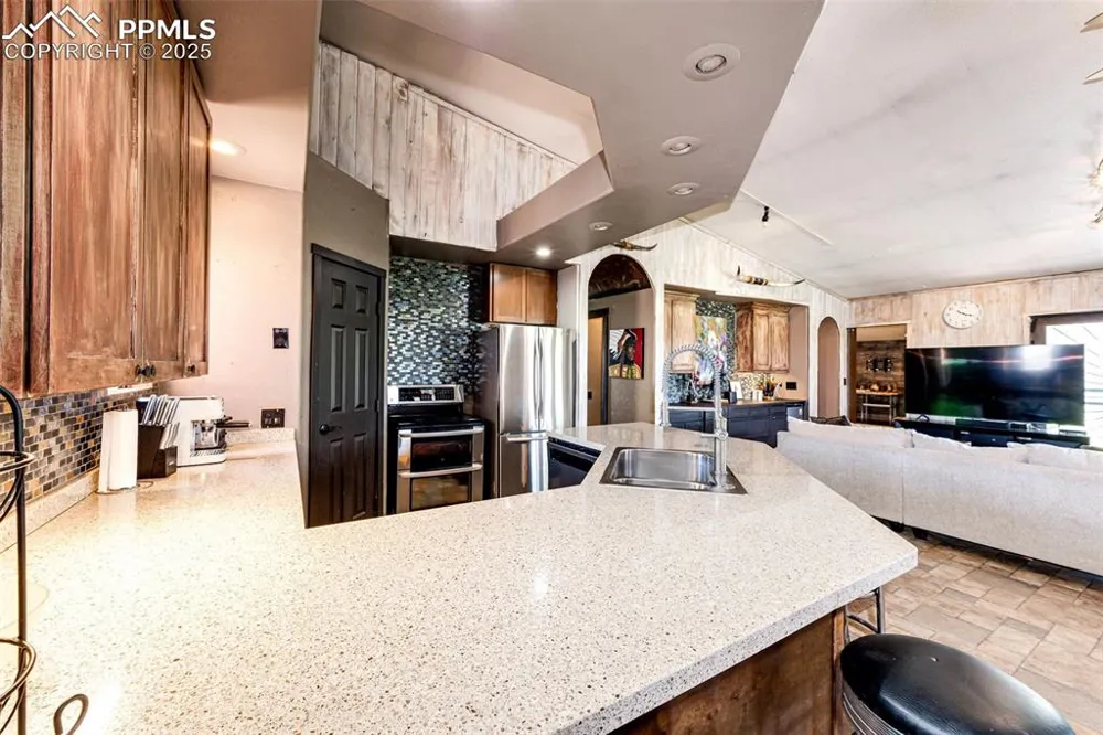 22903 County Road 15-21 Elbert, CO 80106