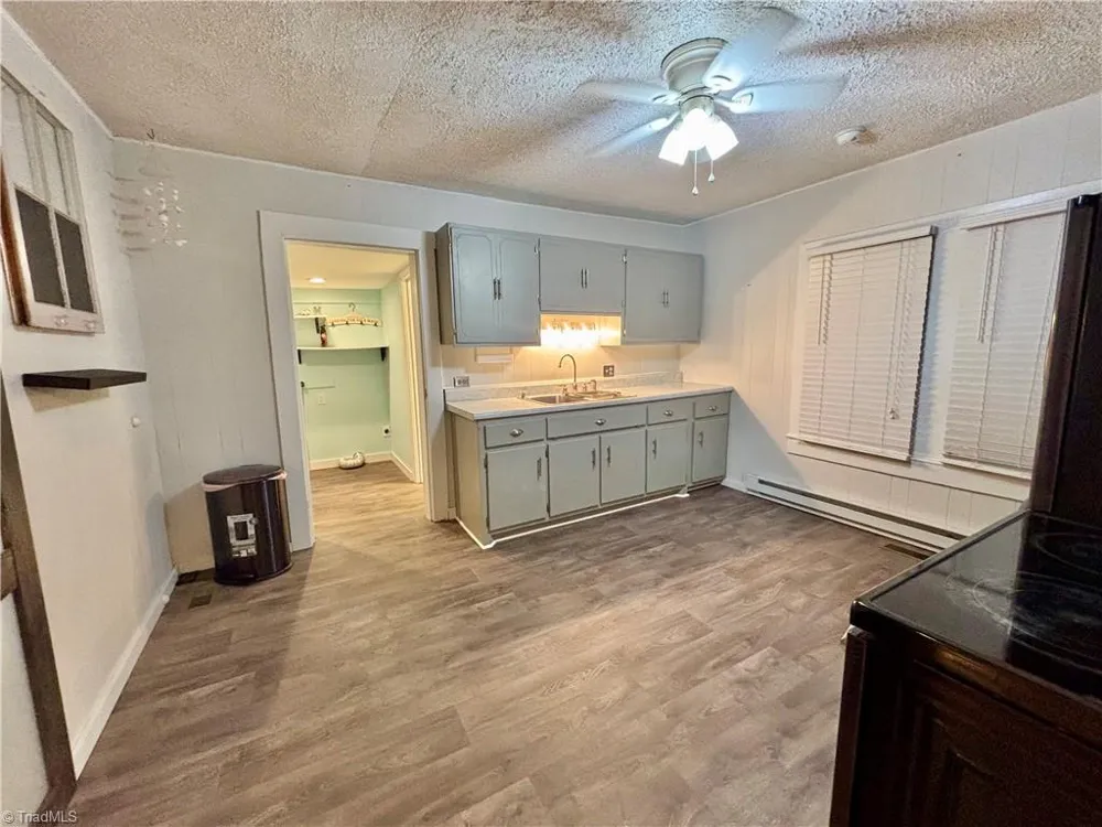 1072 Grassy Knob Road Pilot Mountain, NC 27041