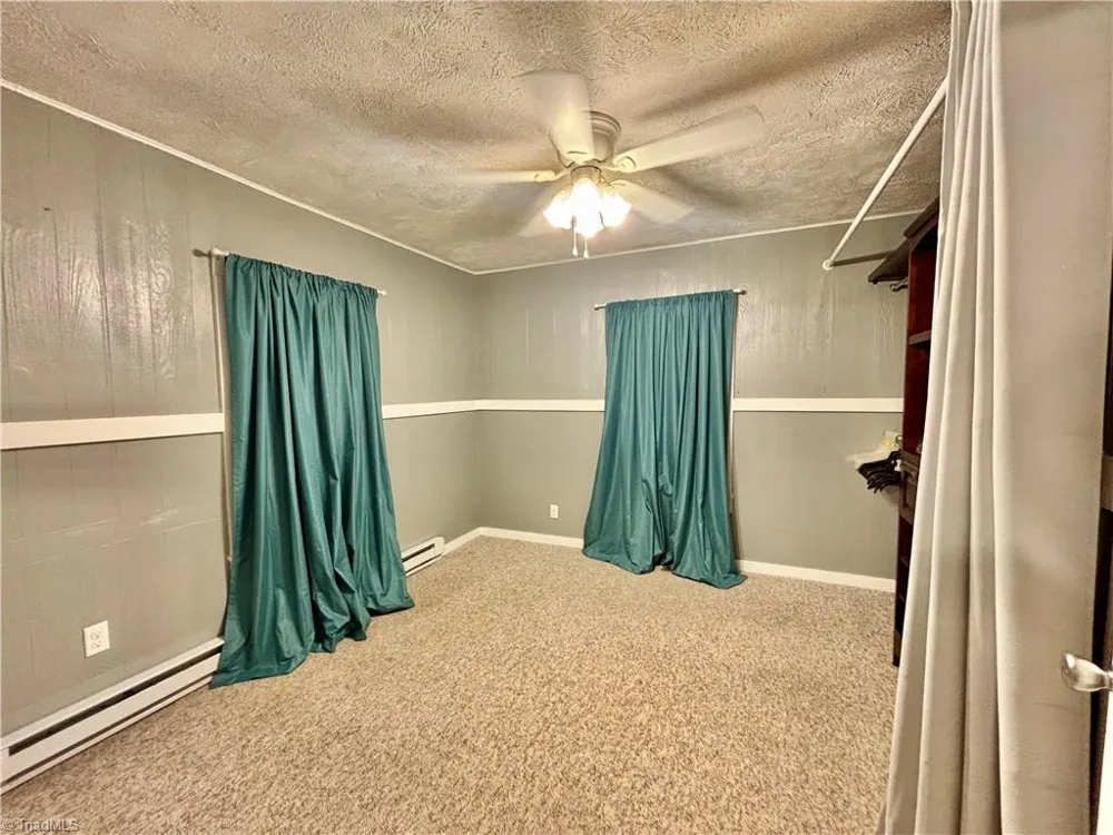 1072 Grassy Knob Road Pilot Mountain, NC 27041