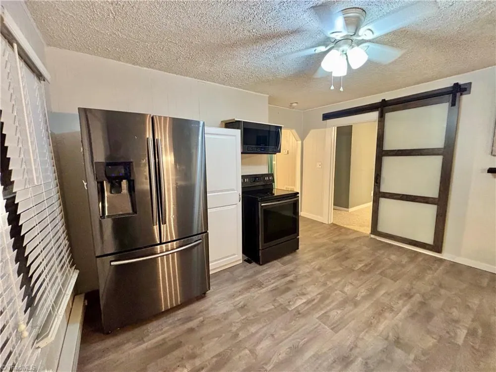 1072 Grassy Knob Road Pilot Mountain, NC 27041