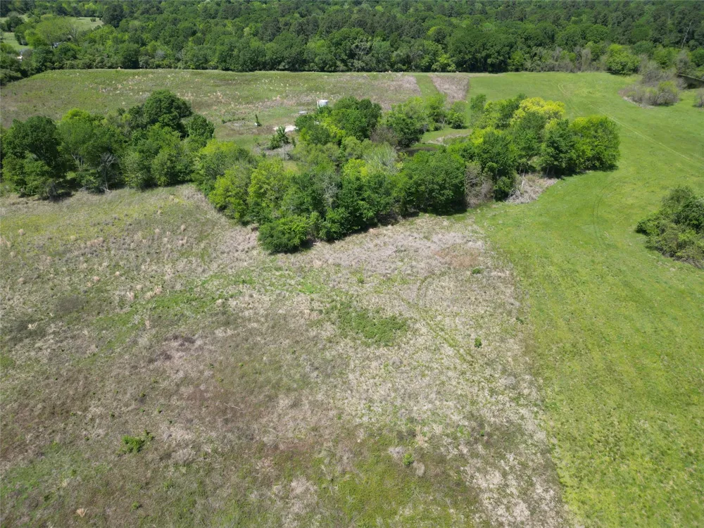10 Cr 3495 Lovelady, TX 75851