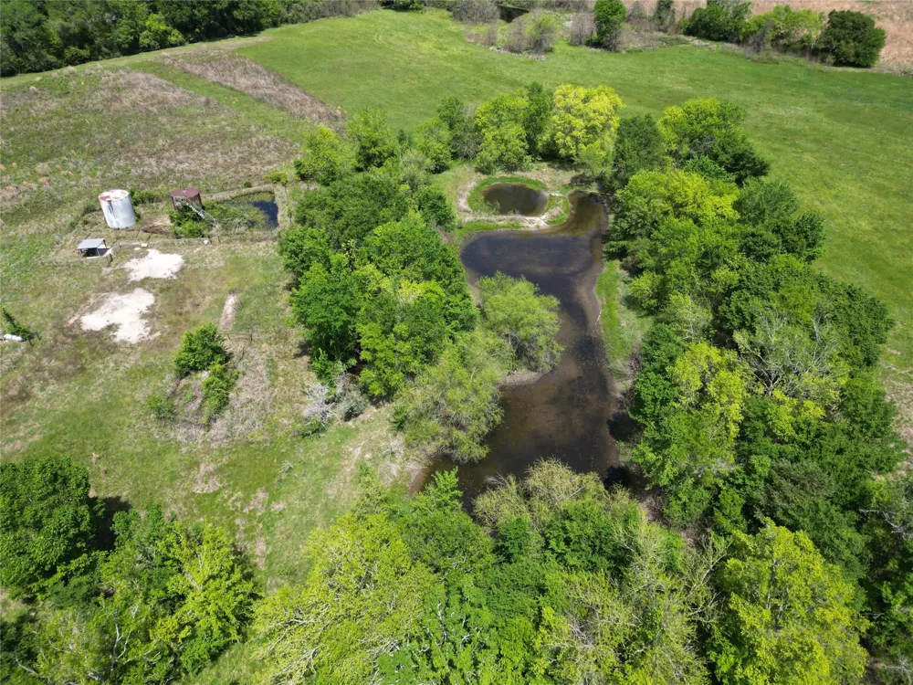 10 Cr 3495 Lovelady, TX 75851