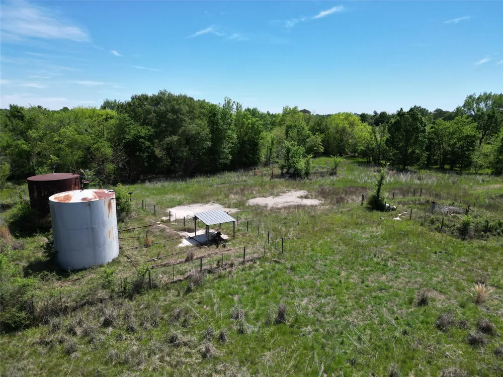 10 Cr 3495 Lovelady, TX 75851
