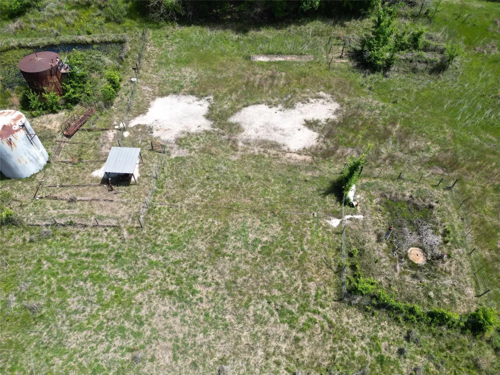 10 Cr 3495 Lovelady, TX 75851