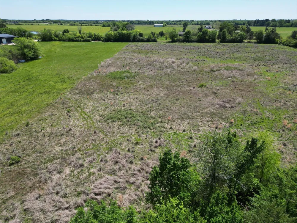 10 Cr 3495 Lovelady, TX 75851