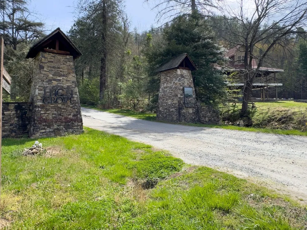 Smoky Cove Rd Whittier, NC 28789
