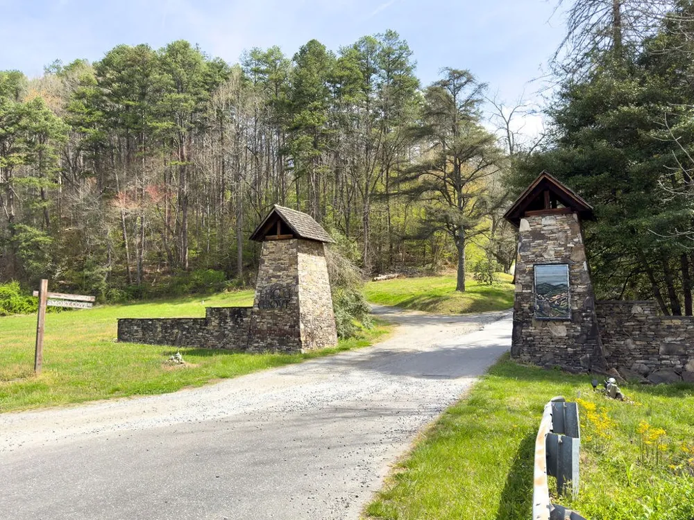 Smoky Cove Rd Whittier, NC 28789