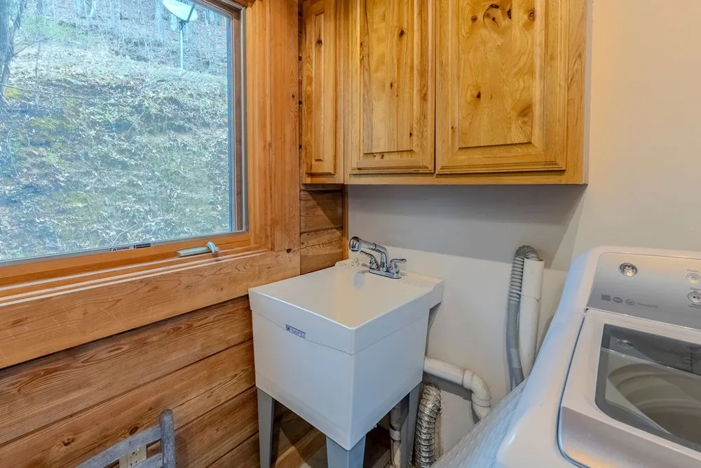 Smoky Cove Rd Whittier, NC 28789