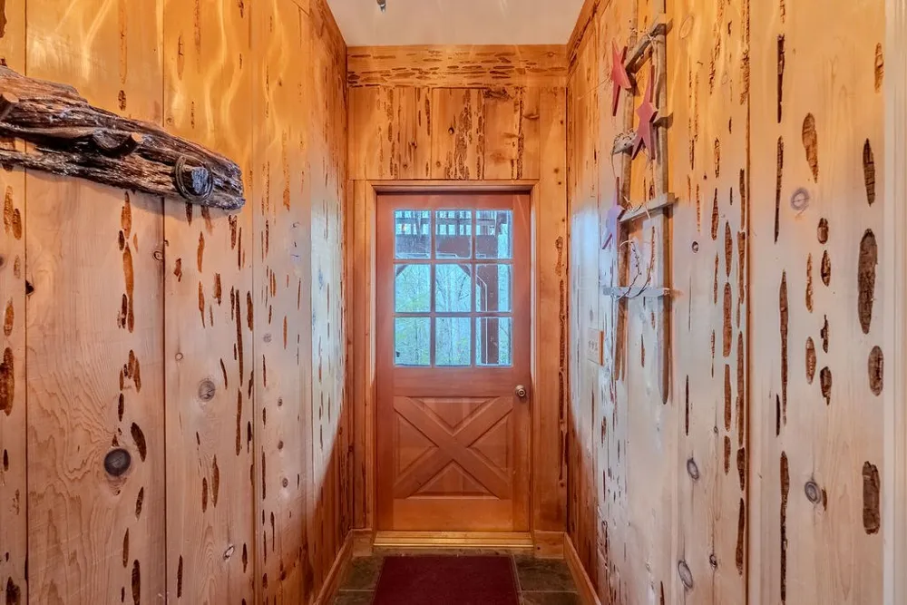 Smoky Cove Rd Whittier, NC 28789