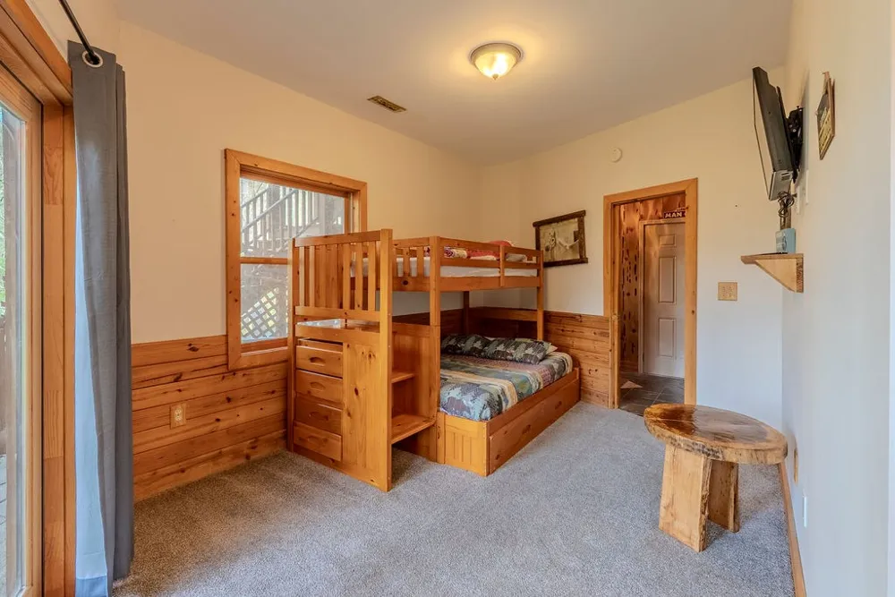 Smoky Cove Rd Whittier, NC 28789