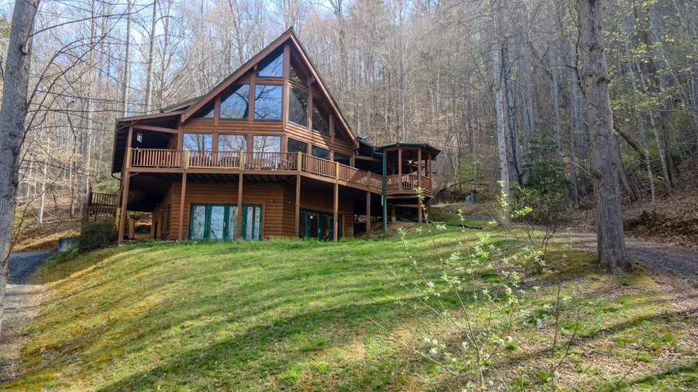 Smoky Cove Rd Whittier, NC 28789