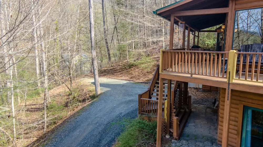 Smoky Cove Rd Whittier, NC 28789