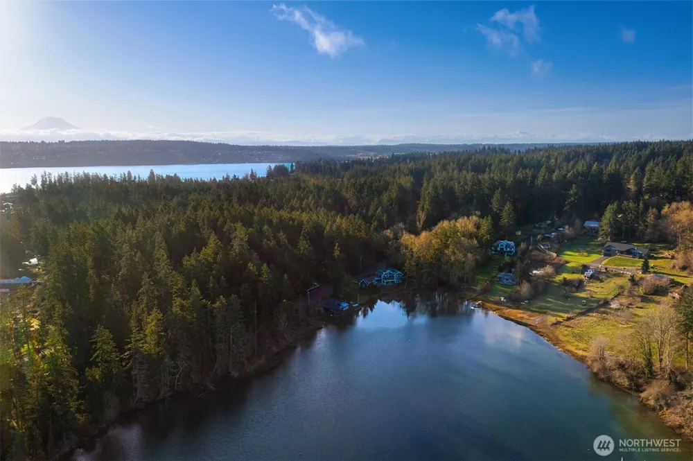 1157 12th Avenue Fox Island, WA 98333