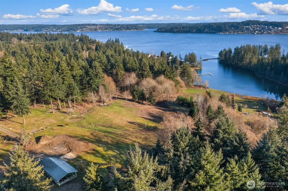 1157 12th Avenue Fox Island, WA 98333