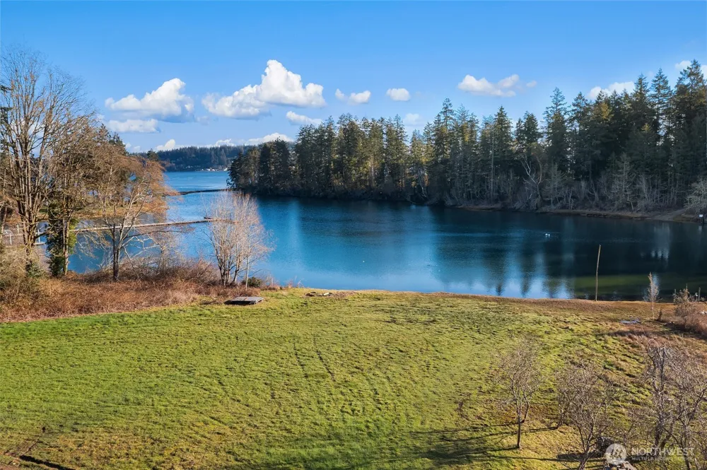 1157 12th Avenue Fox Island, WA 98333